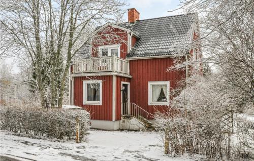 Beautiful Home In Filipstad With Kitchen