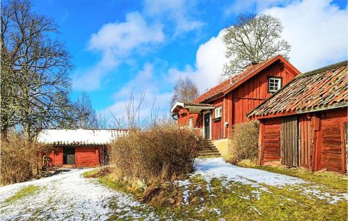 Nice Home In Gnesta With Kitchen