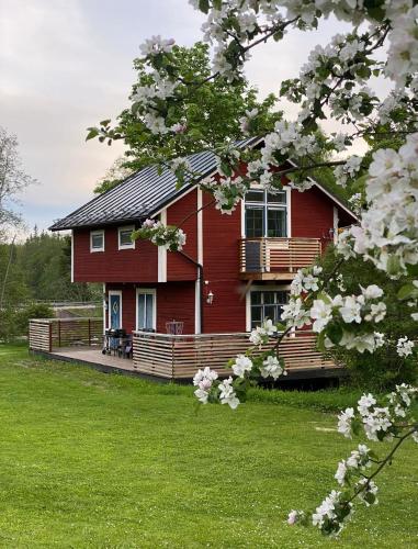 Sea Side Cabin